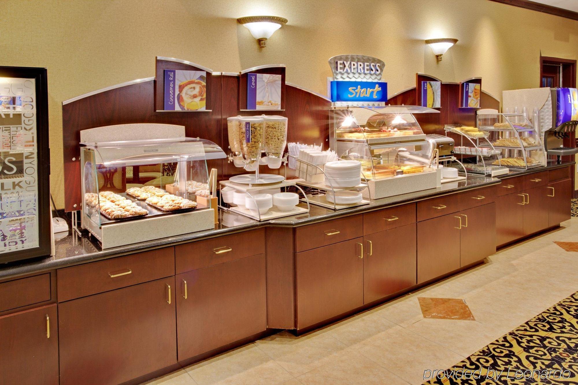 Holiday Inn Express & Suites Wharton By Ihg Restaurante foto