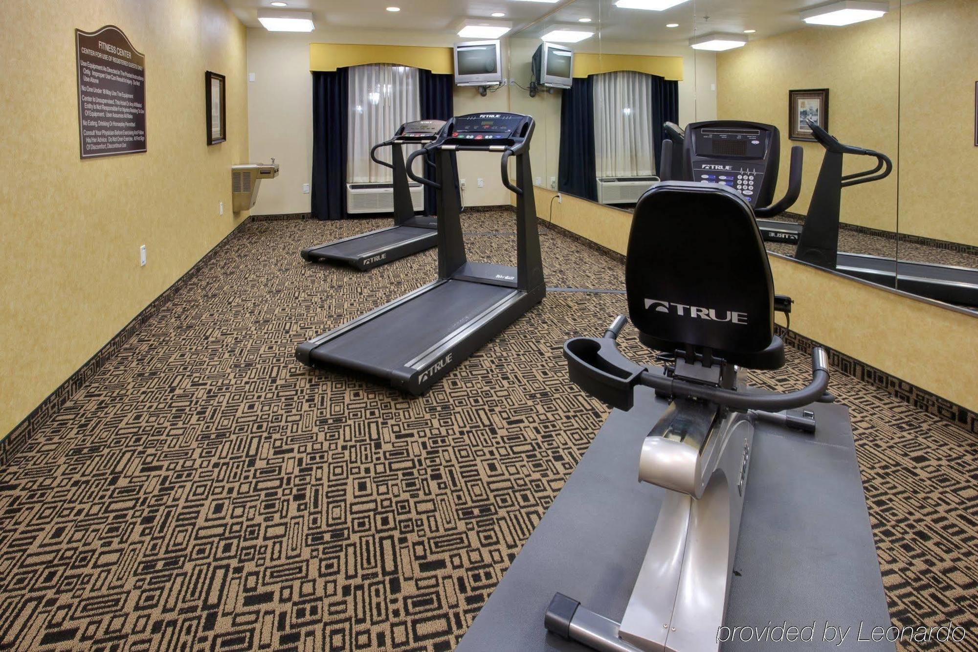 Holiday Inn Express & Suites Wharton By Ihg Facilidades foto